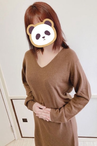 新人ももこさんの写真